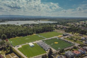 Boisko sportowe Goczałkowice-Zdrój | trawnik z rolki | naturalna trawa w rolkach